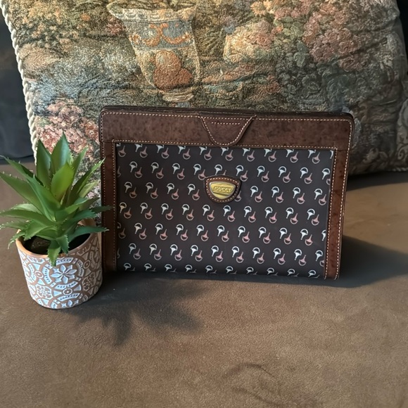 Gucci Handbags - Gucci Vintage Leather & material Horse print Toiletry Clutch/Cosmetic Pouch